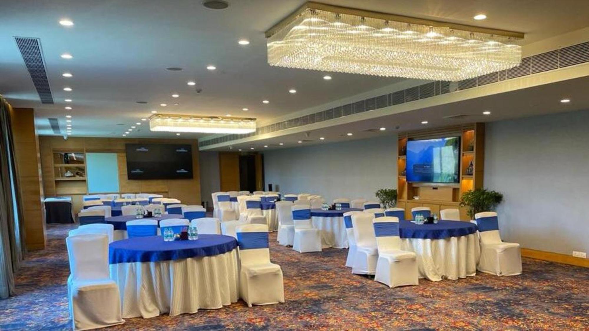 Crowne Plaza Today Gurugram By Ihg Gurgaon Ngoại thất bức ảnh